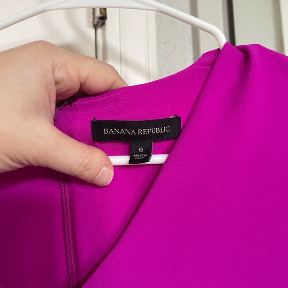 Fuschia shift dress - Picture 3 of 3